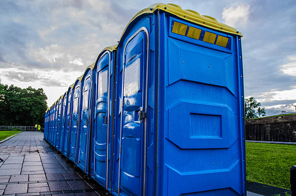 Best Deluxe Portable Toilet Rental  in Webb City, MO